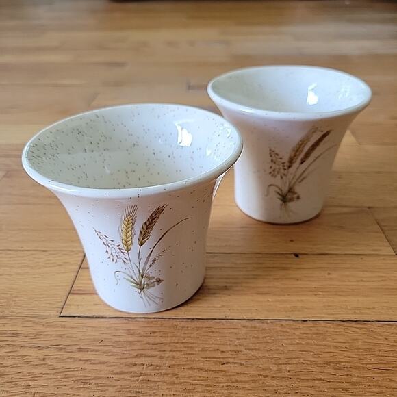 Vintage 70s Pottery Craft Speckled Wheat Pattern Flared Cups Glazed MCM Prairie - Picture 1 of 10